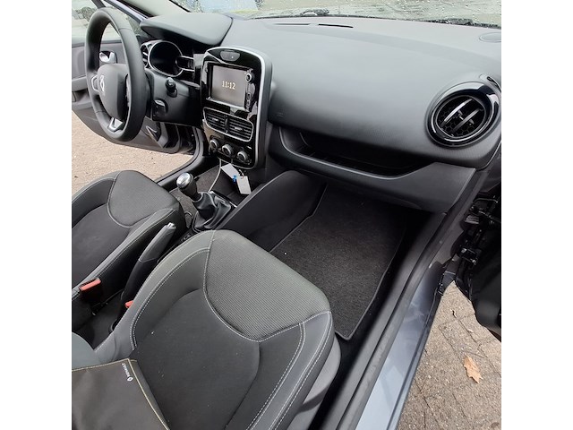 Personenauto, renault, clio - afbeelding 42 van  49