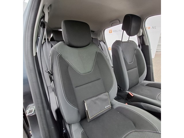 Personenauto, renault, clio - afbeelding 43 van  49