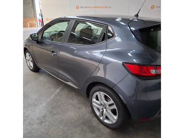 Personenauto, renault, clio - afbeelding 2 van  76