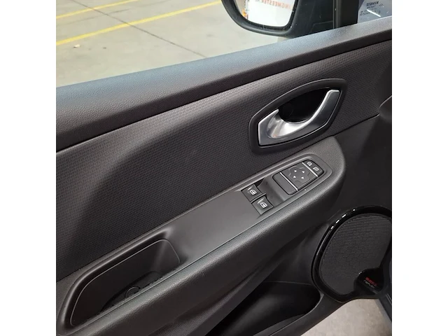 Personenauto, renault, clio - afbeelding 31 van  76