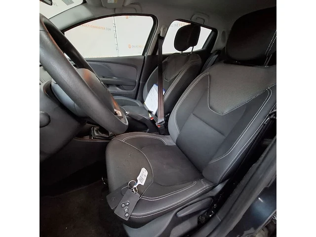 Personenauto, renault, clio - afbeelding 37 van  76