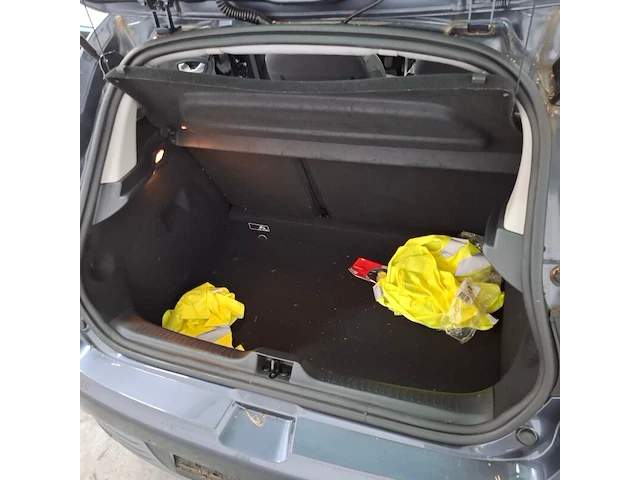 Personenauto, renault, clio - afbeelding 50 van  76