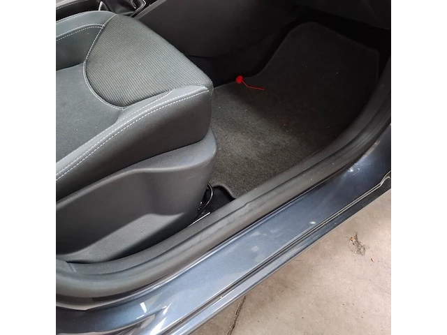 Personenauto, renault, clio - afbeelding 57 van  76