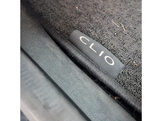 Personenauto, renault, clio - afbeelding 63 van  76