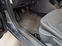 Personenauto, renault, clio - afbeelding 64 van  76