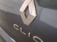 Personenauto, renault, clio - afbeelding 71 van  76