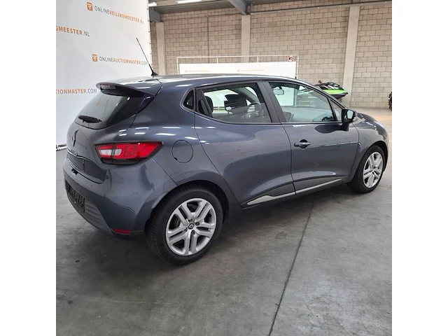 Personenauto, renault, clio - afbeelding 75 van  76