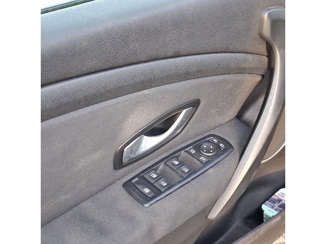 Personenauto renault, megane 1.4 tce, grijs, bouwjaar 2009 - afbeelding 24 van  57