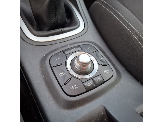 Personenauto renault, megane 1.4 tce, grijs, bouwjaar 2009 - afbeelding 42 van  57