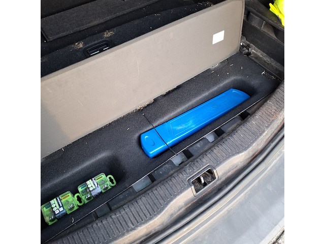 Personenauto renault, megane 1.4 tce, grijs, bouwjaar 2009 - afbeelding 46 van  57