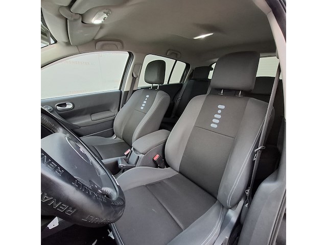 Personenauto renault, mégane 1.6-16v, grijs, bouwjaar 2009 - afbeelding 19 van  49