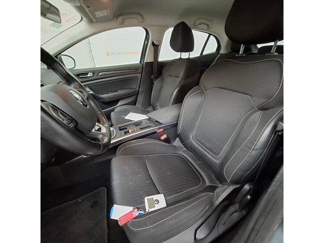 Personenauto, renault, megane, 2018 - afbeelding 31 van  68