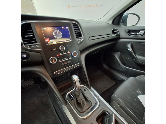 Personenauto, renault, megane, 2018 - afbeelding 39 van  68