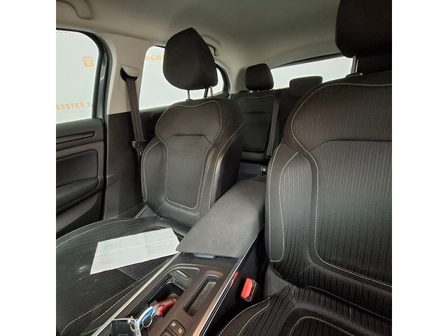 Personenauto, renault, megane, 2018 - afbeelding 40 van  68