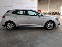 Personenauto, renault, megane, 2018 - afbeelding 34 van  67