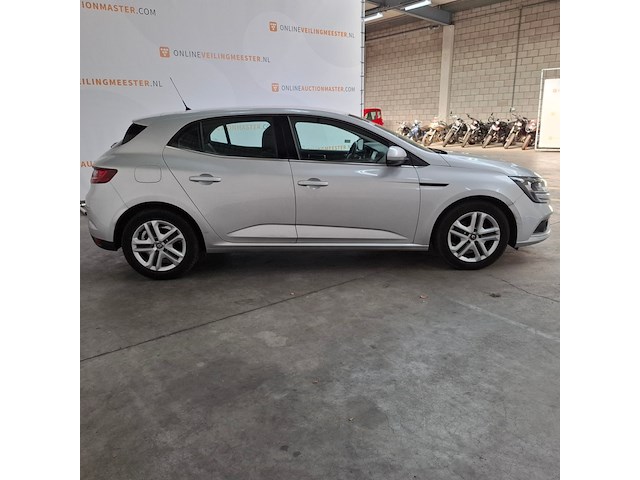 Personenauto, renault, megane, 2018 - afbeelding 34 van  70