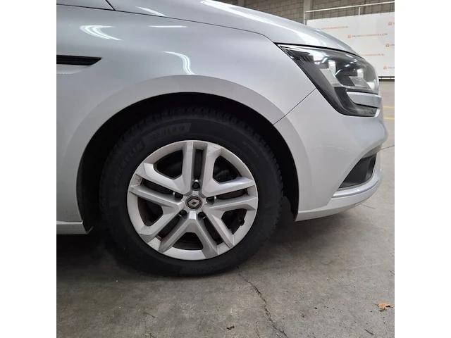 Personenauto, renault, megane, 2018 - afbeelding 17 van  79