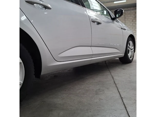 Personenauto, renault, megane, 2018 - afbeelding 18 van  79