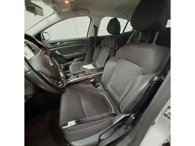 Personenauto, renault, megane, 2018 - afbeelding 38 van  79