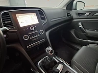 Personenauto, renault, megane, 2018 - afbeelding 46 van  79