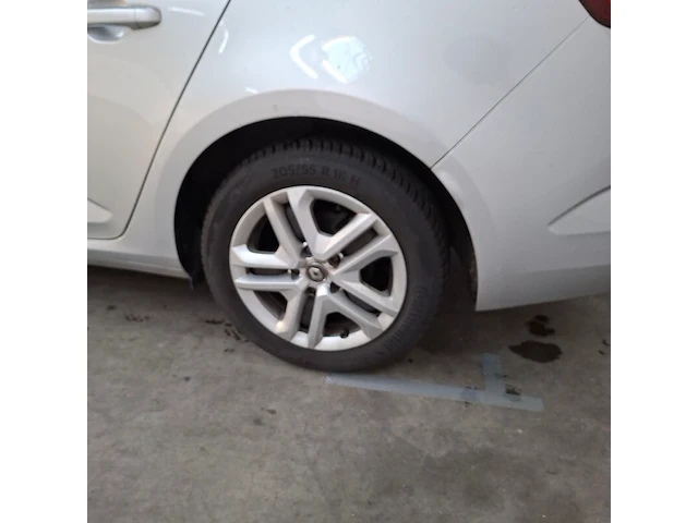 Personenauto, renault, megane, 2018 - afbeelding 19 van  48