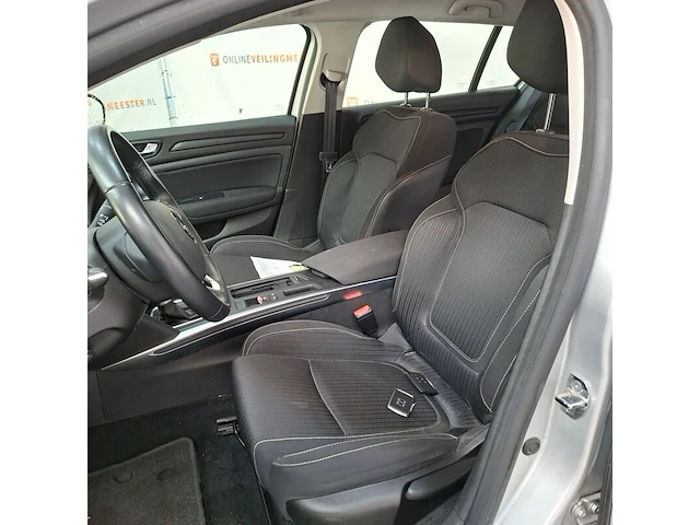 Personenauto, renault, megane, 2018 - afbeelding 32 van  48