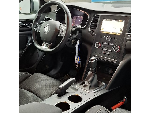 Personenauto, renault, megane, 2019 - afbeelding 19 van  32
