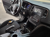 Personenauto, renault, megane, 2019 - afbeelding 40 van  61