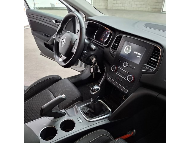 Personenauto, renault, megane, 2019 - afbeelding 38 van  60