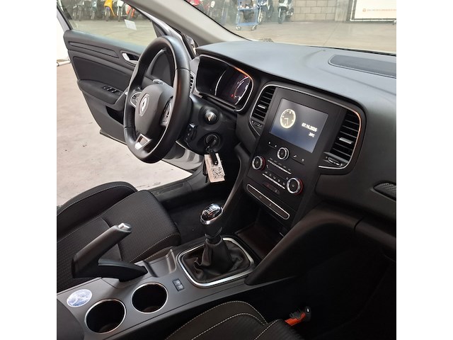 Personenauto, renault, megane, 2019 - afbeelding 40 van  63
