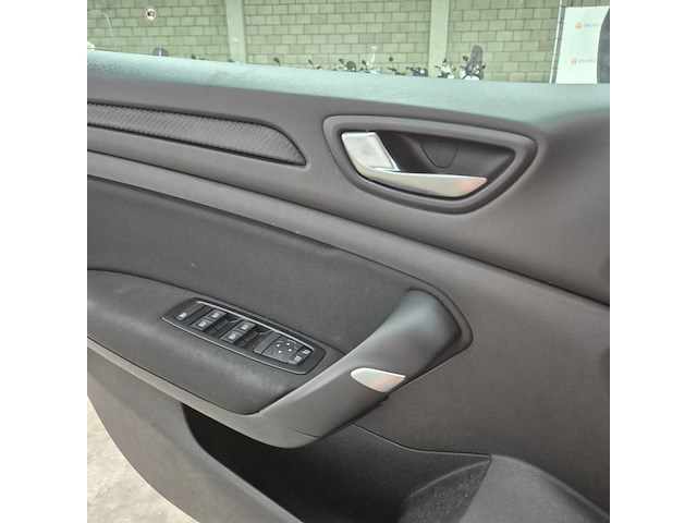 Personenauto, renault, megane, 2019 - afbeelding 16 van  40