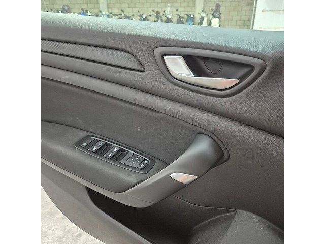 Personenauto, renault, megane, 2019 - afbeelding 16 van  38