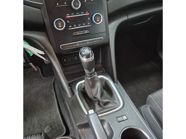 Personenauto, renault, megane, 2019 - afbeelding 19 van  38