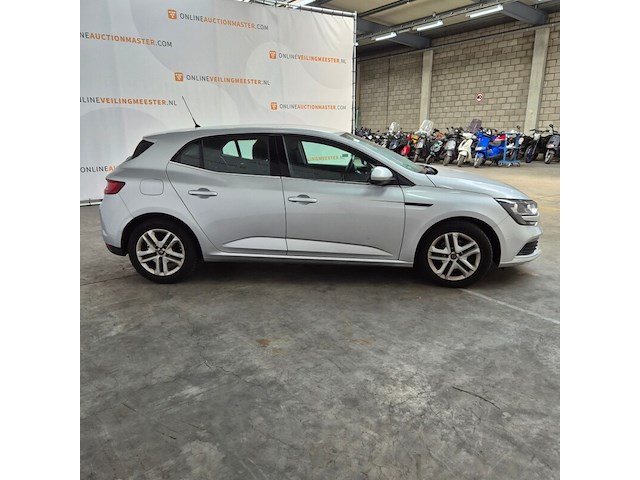 Personenauto, renault, megane, 2019 - afbeelding 33 van  38