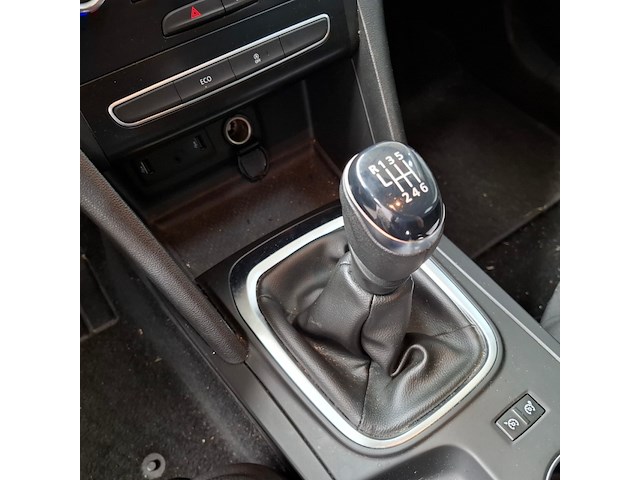 Personenauto, renault, megane, 2019 - afbeelding 19 van  51