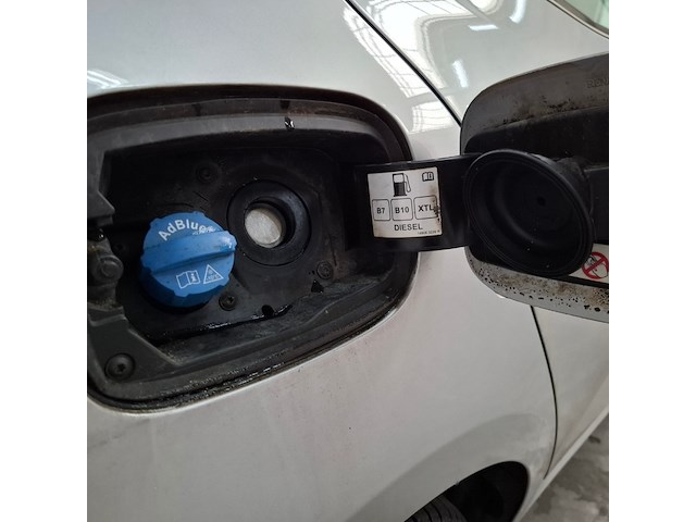 Personenauto, renault, megane, 2019 - afbeelding 33 van  51