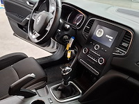 Personenauto, renault, megane, 2019 - afbeelding 43 van  61