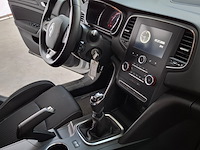 Personenauto, renault, megane, 2019 - afbeelding 44 van  70