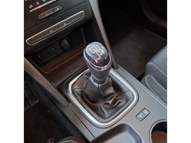 Personenauto, renault, megane, 2019 - afbeelding 38 van  68