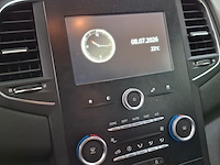 Personenauto, renault, megane, 2019 - afbeelding 35 van  71