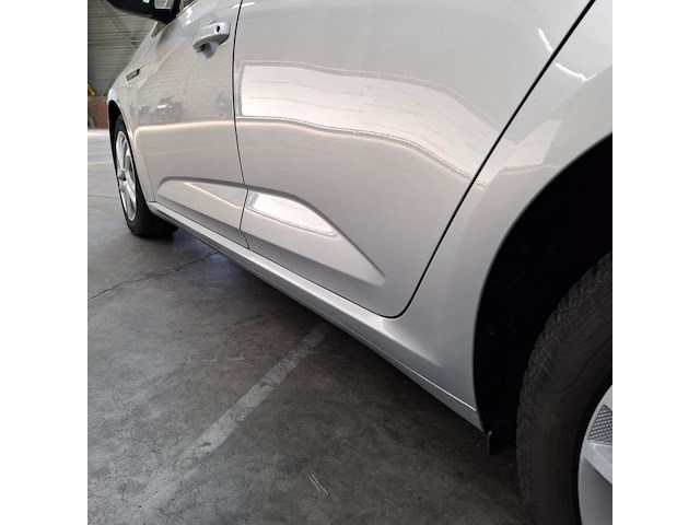 Personenauto, renault, megane, 2019 - afbeelding 22 van  69