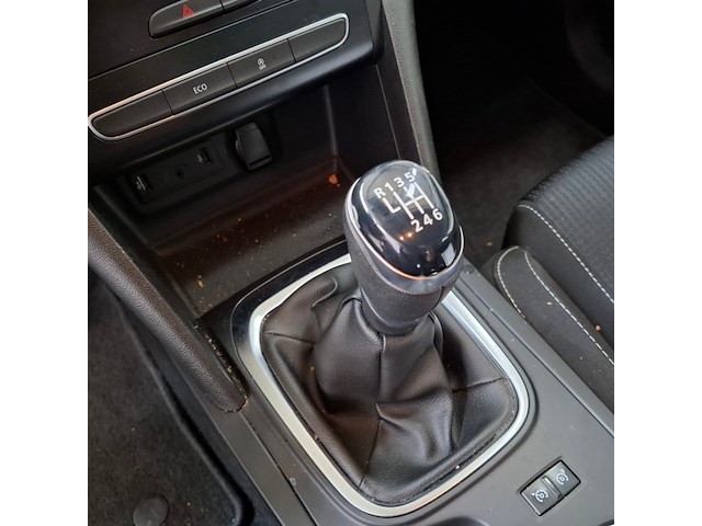 Personenauto, renault, megane, 2019 - afbeelding 38 van  69