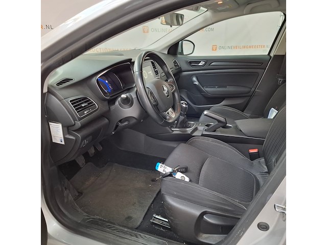 Personenauto, renault, megane, 2019 - afbeelding 38 van  79