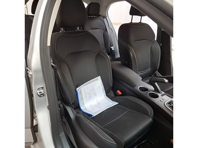 Personenauto, renault, megane, 2019 - afbeelding 60 van  79