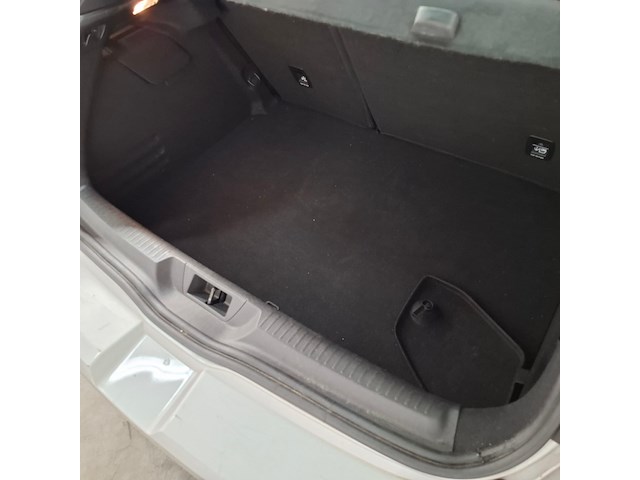 Personenauto, renault, megane, 2019 - afbeelding 48 van  73