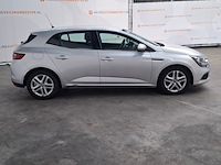 Personenauto, renault, megane, 2019 - afbeelding 16 van  22
