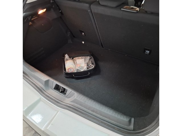 Personenauto, renault, megane, 2019 - afbeelding 41 van  67