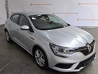 Personenauto, renault, megane, 2019 - afbeelding 23 van  59
