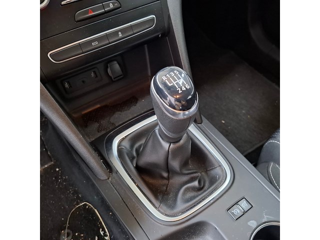 Personenauto, renault, megane, 2019 - afbeelding 38 van  67