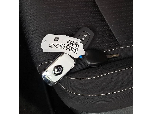 Personenauto, renault, megane, 2019 - afbeelding 32 van  73